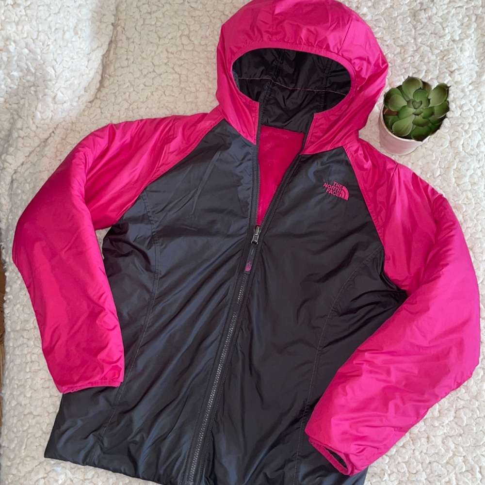 The North Face Girl’s Hooded Parka Jacket